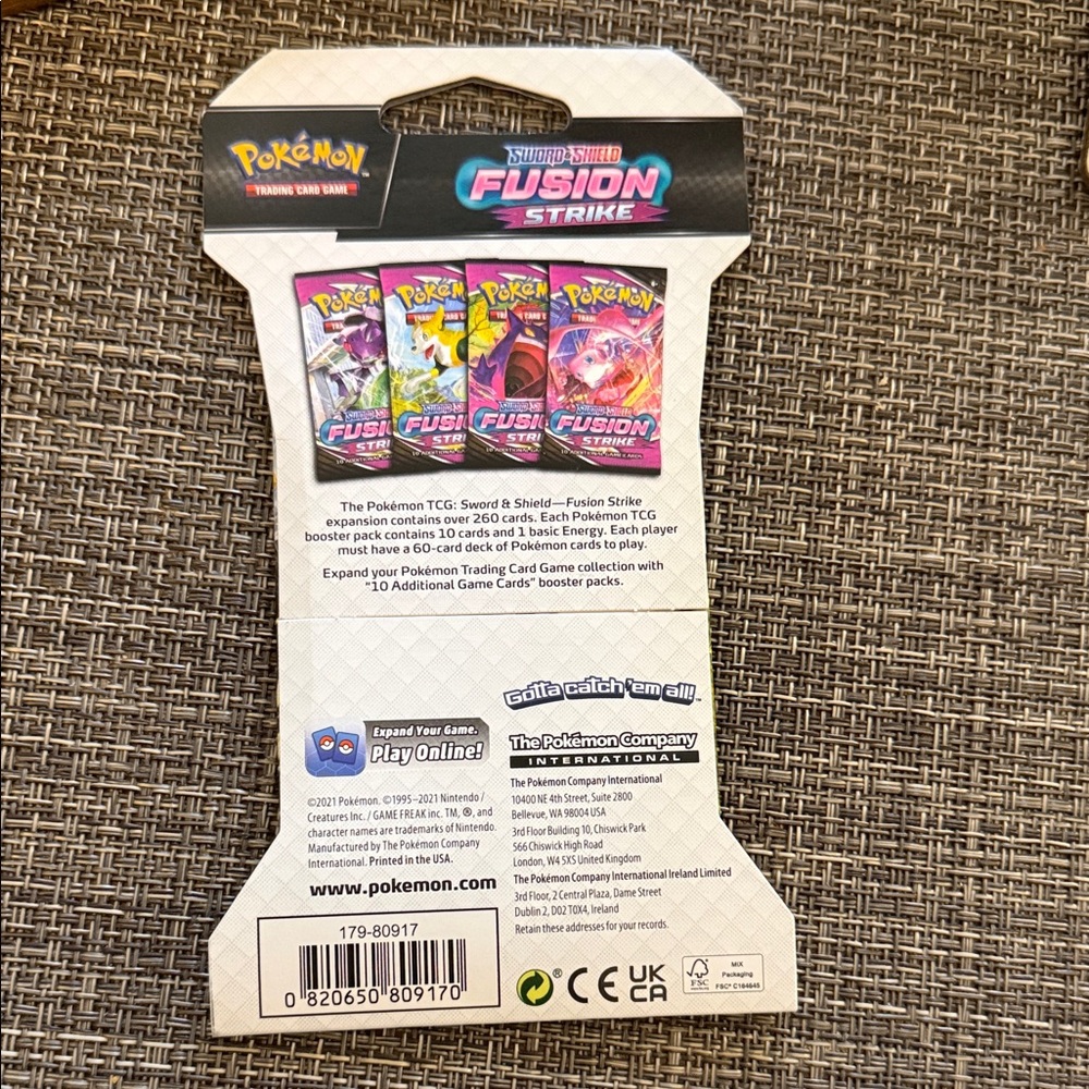 Pokémon Fusion Strike Booster Pack - Picture 2 of 2